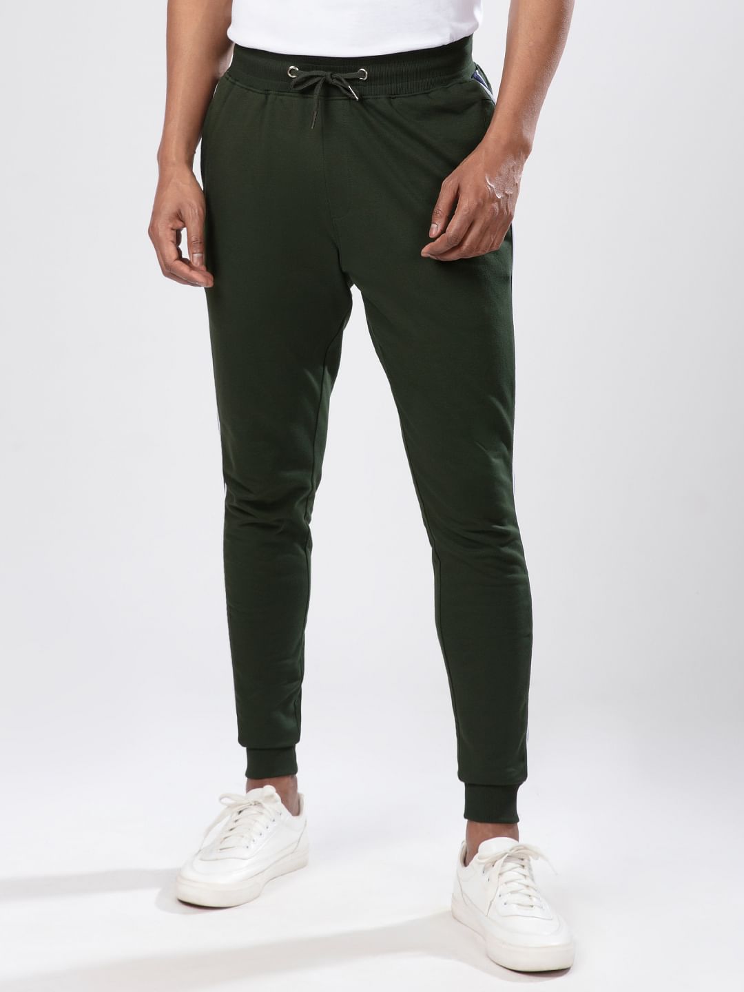 Solids: Military Olive