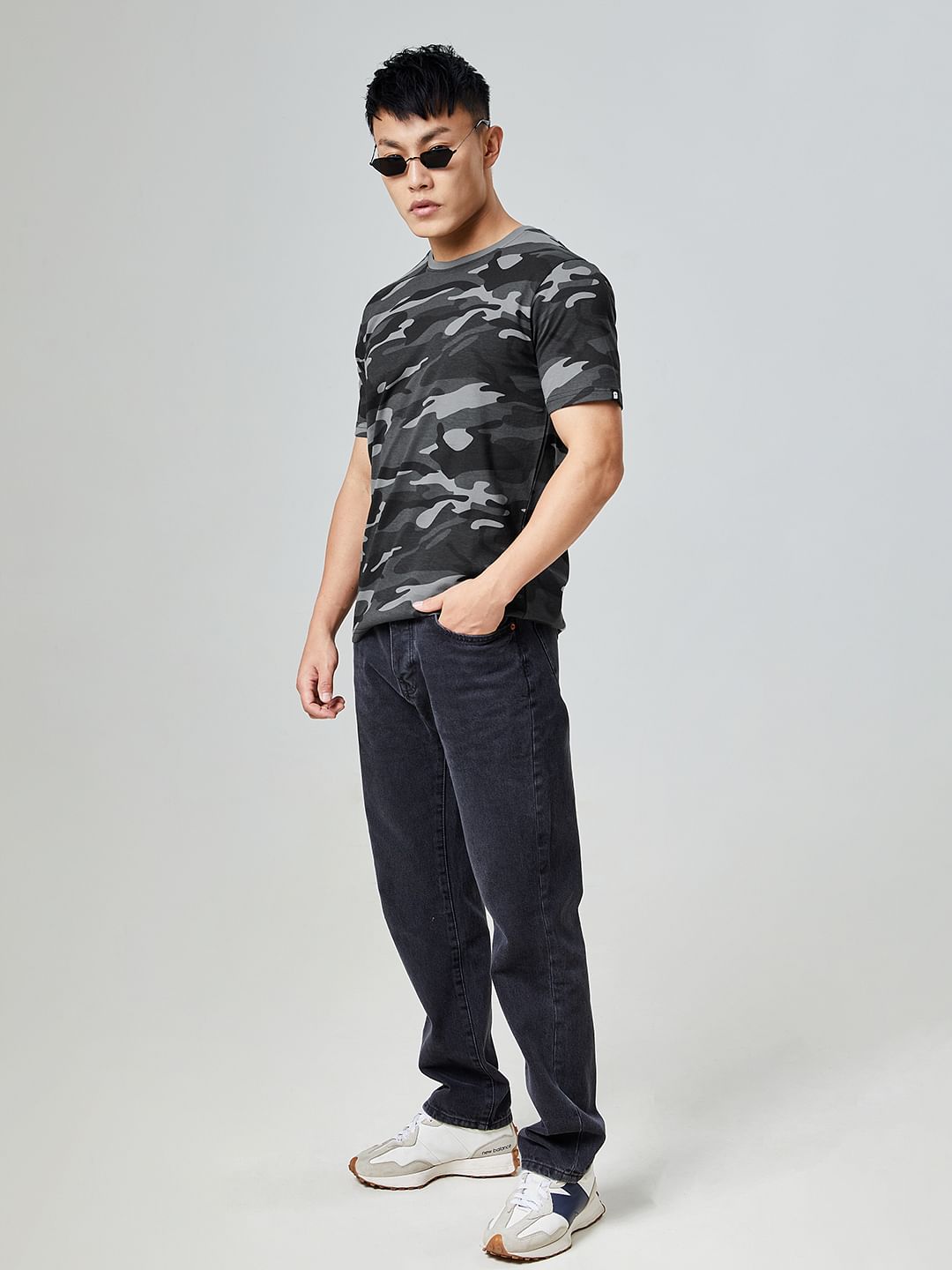 Solids: Smoky Grey Camo